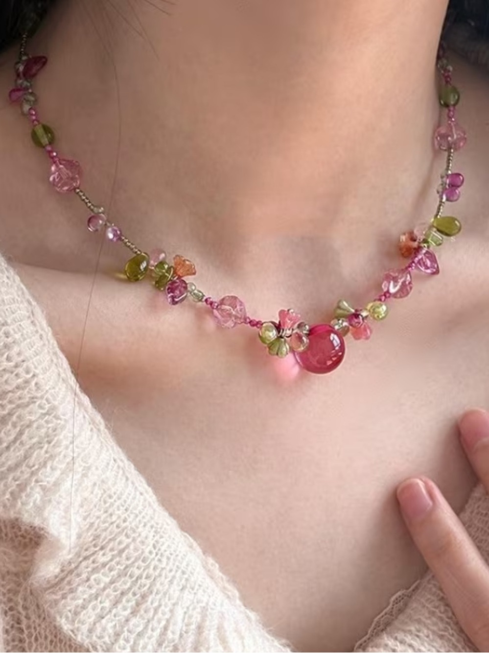 NEW! Delicate Handmade Glass Bead Necklace. Cute Summer Necklace 🍷  (A2-68)